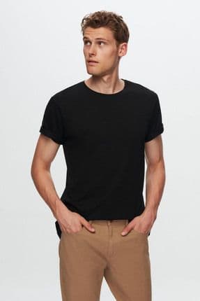Slim Fit Siyah Bisiklet Yaka %100 Pamuklu Nefes Alabilen Tişört