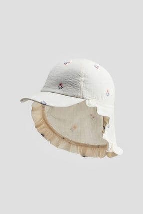 Kulak Detaylı Muslin Şapka